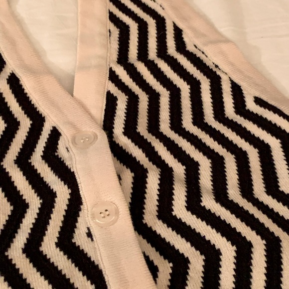 Cream and Black Halter Top - New w/o Tags - Picture 3 of 3